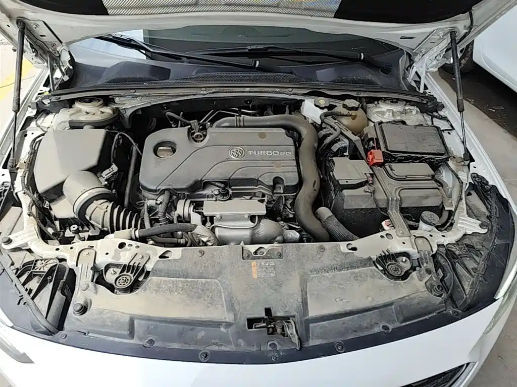 Buick Regal — фото 20