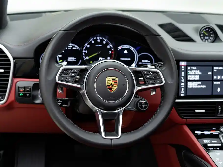 Porsche Cayenne Hybrid — фото 14