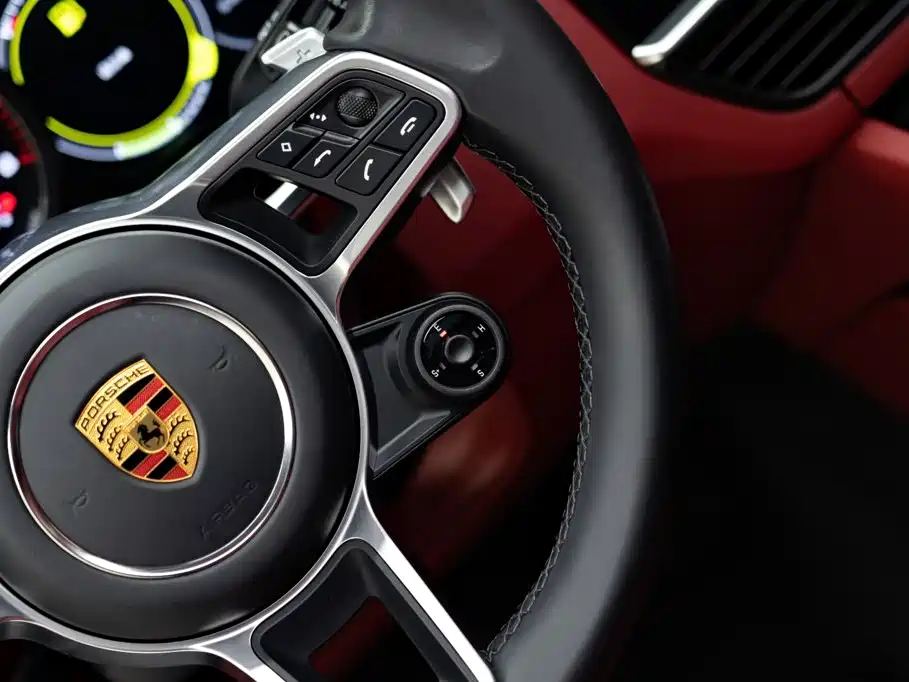Porsche Cayenne Hybrid — фото 20