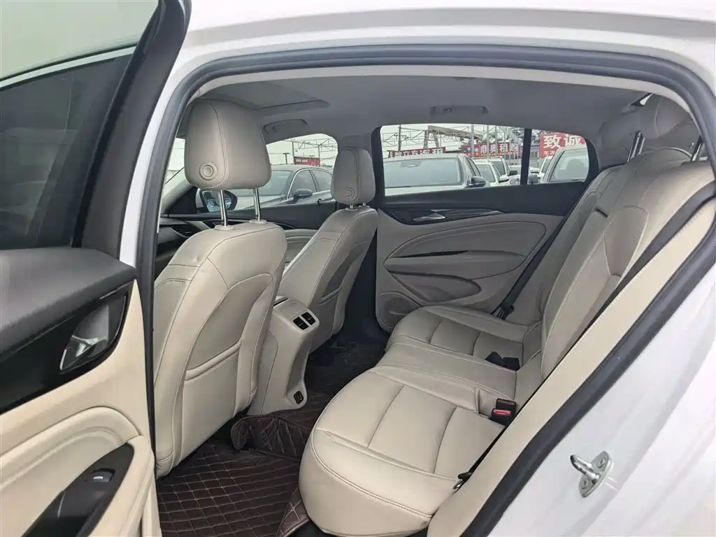 Buick Regal — фото 18