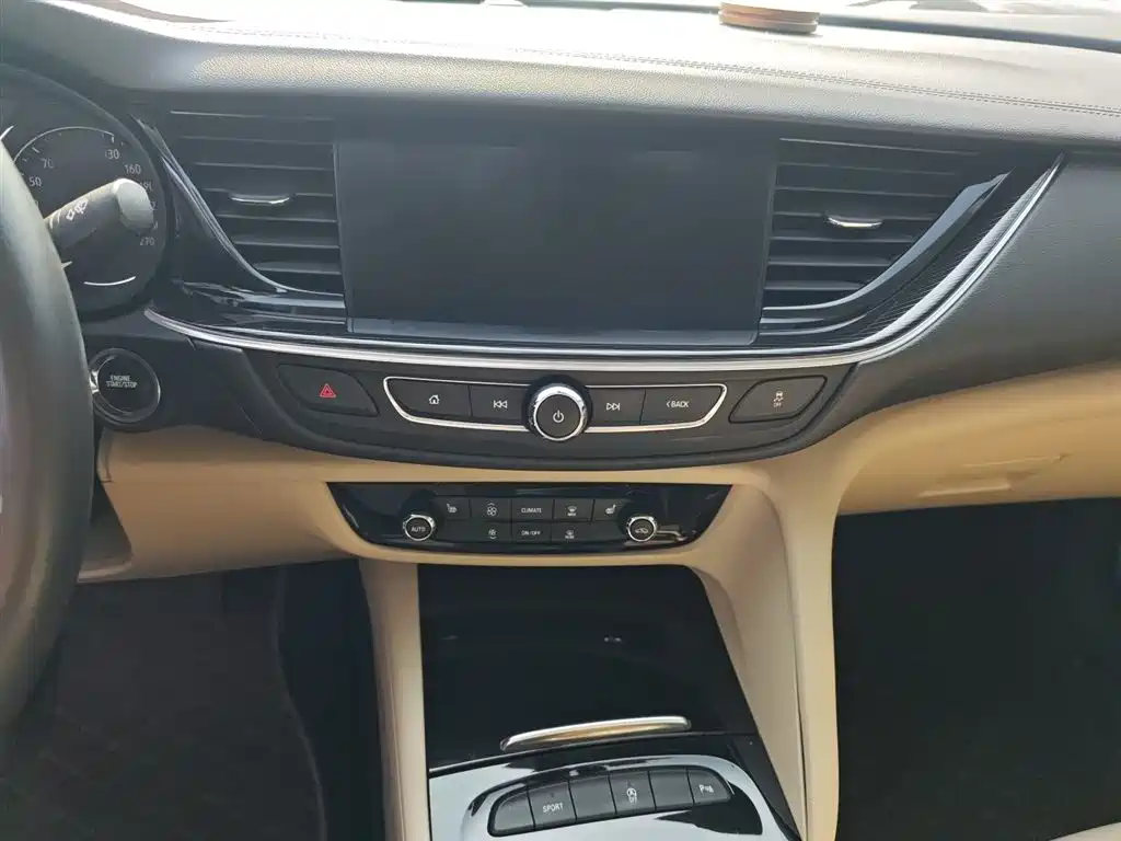 Buick Regal — фото 7