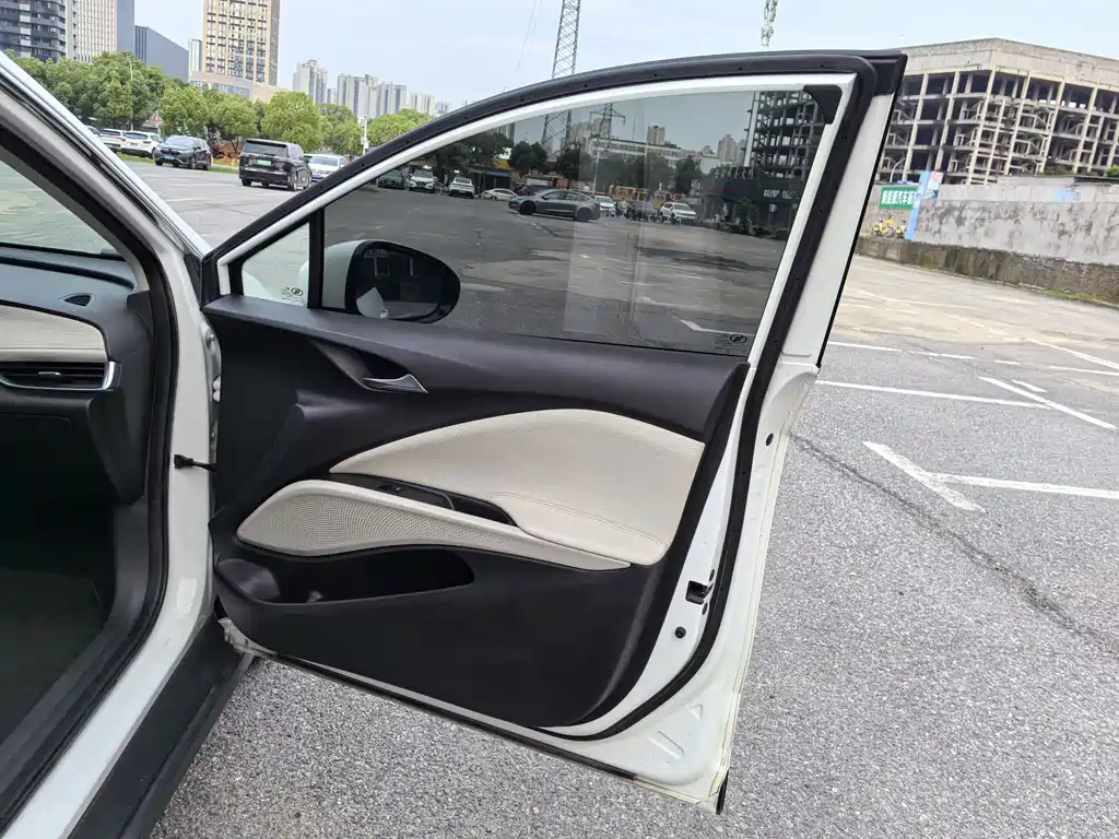 Buick Velite 6 — фото 17