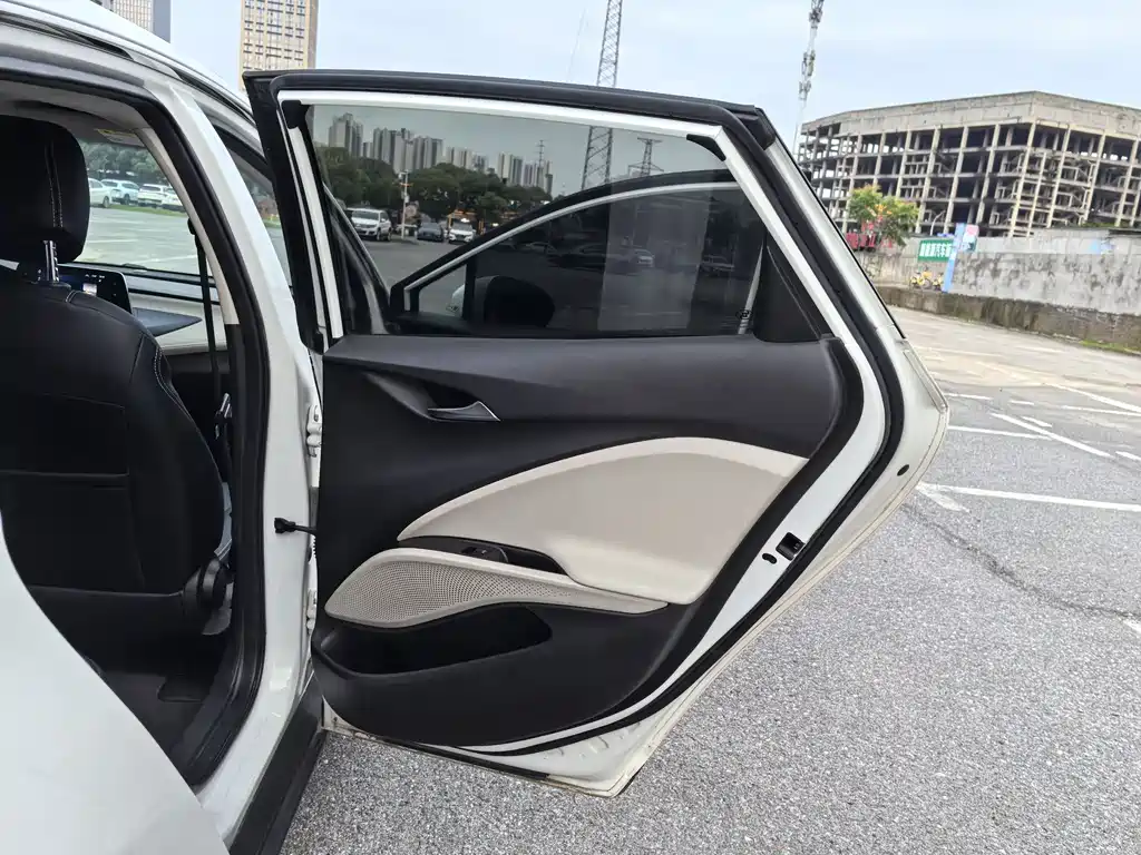 Buick Velite 6 — фото 18