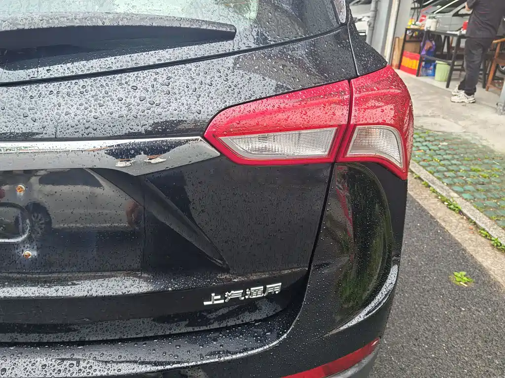 Buick Envision Plus — фото 11