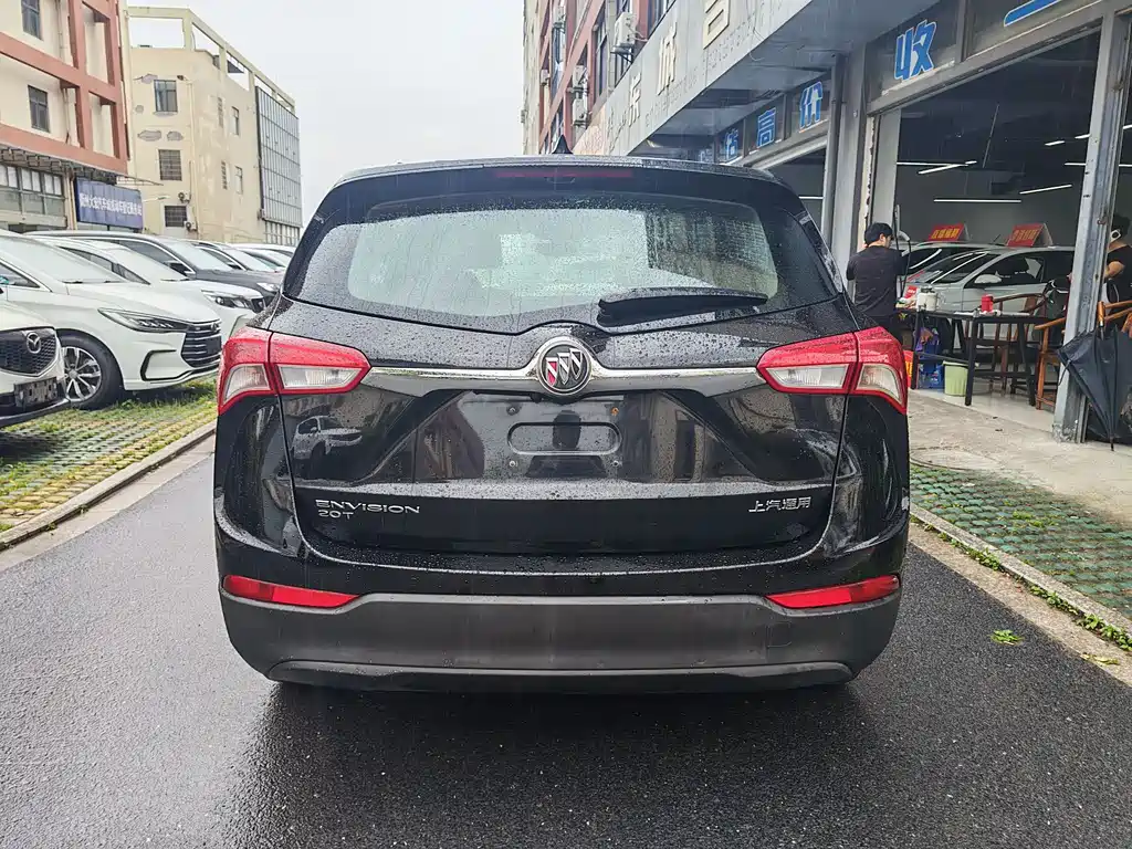 Buick Envision Plus — фото 5