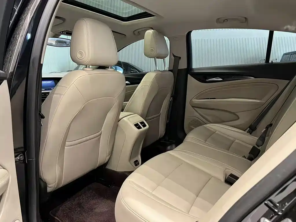 Buick Regal — фото 6