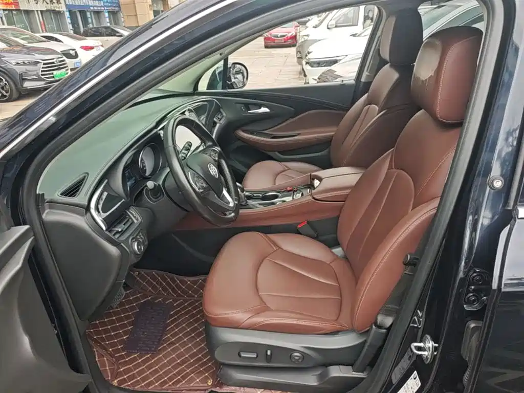 Buick Envision Plus — фото 15