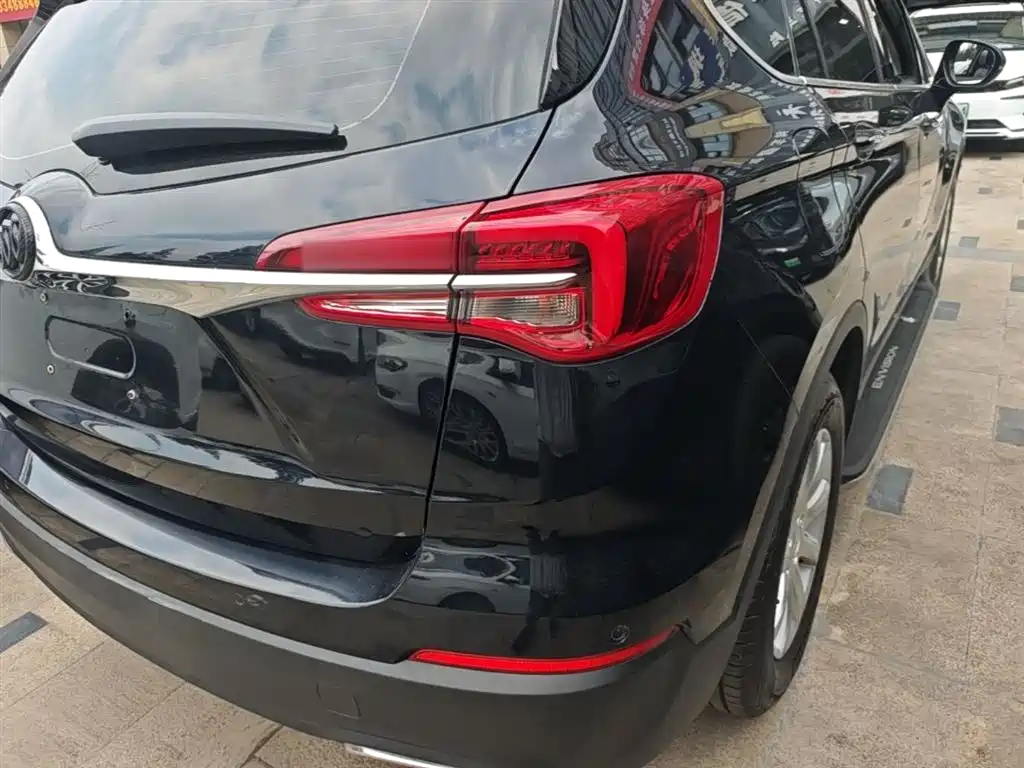 Buick Envision Plus — фото 8