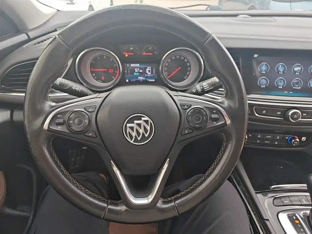 Buick Regal — фото 11