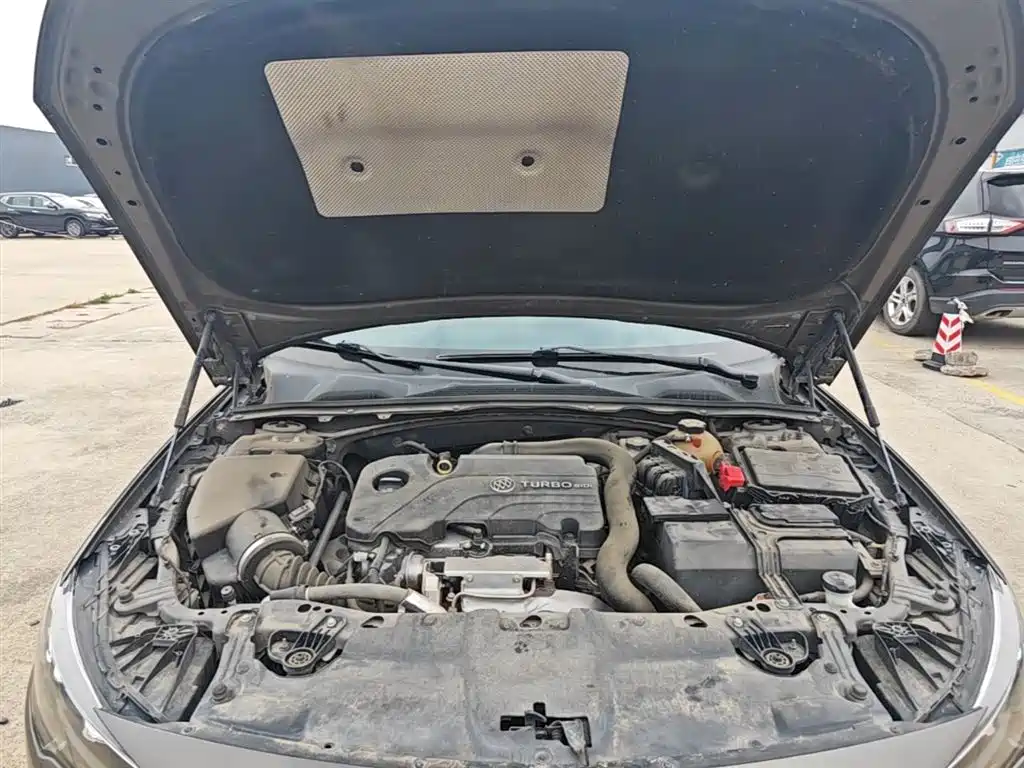 Buick Regal — фото 20