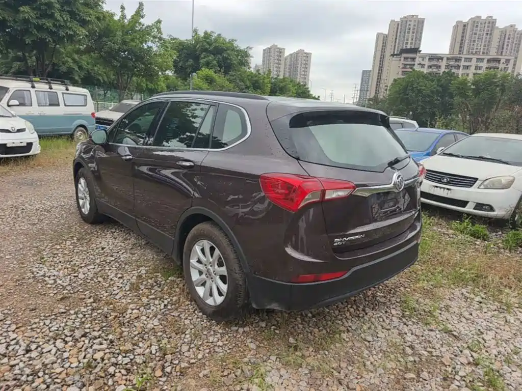Buick Envision Plus — фото 5