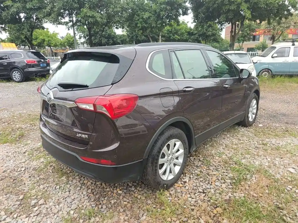 Buick Envision Plus — фото 7