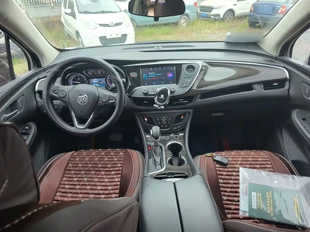 Buick Envision Plus — фото 10