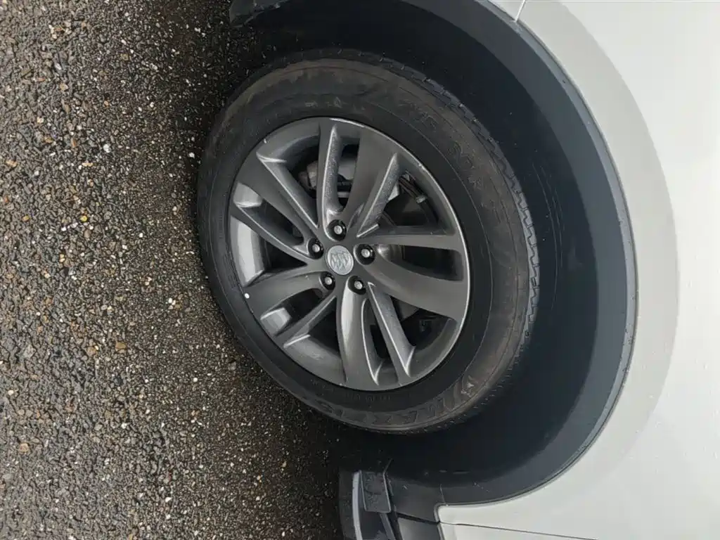 Buick Encore — фото 23