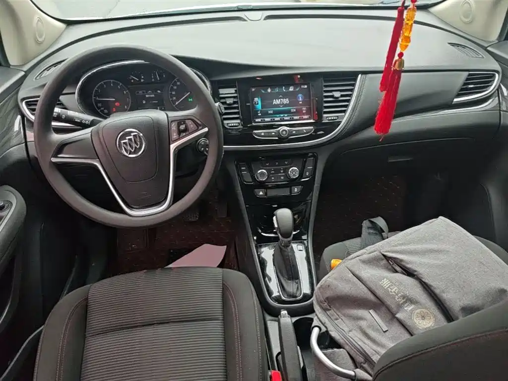 Buick Encore — фото 10