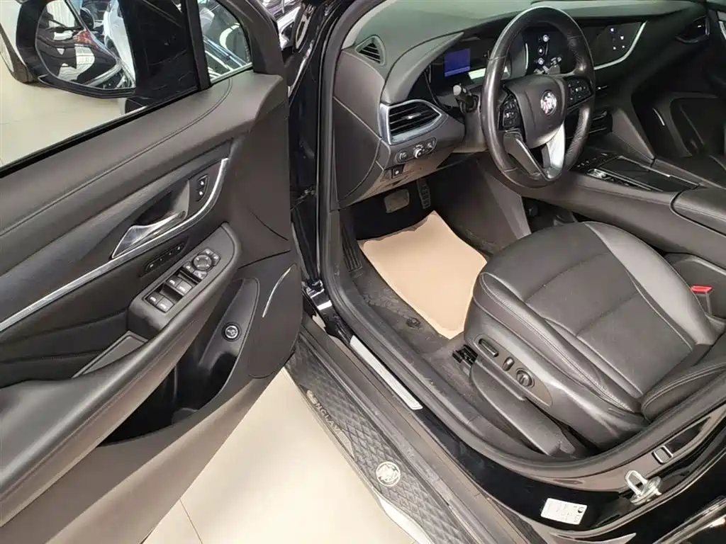 Buick Enclave — фото 16