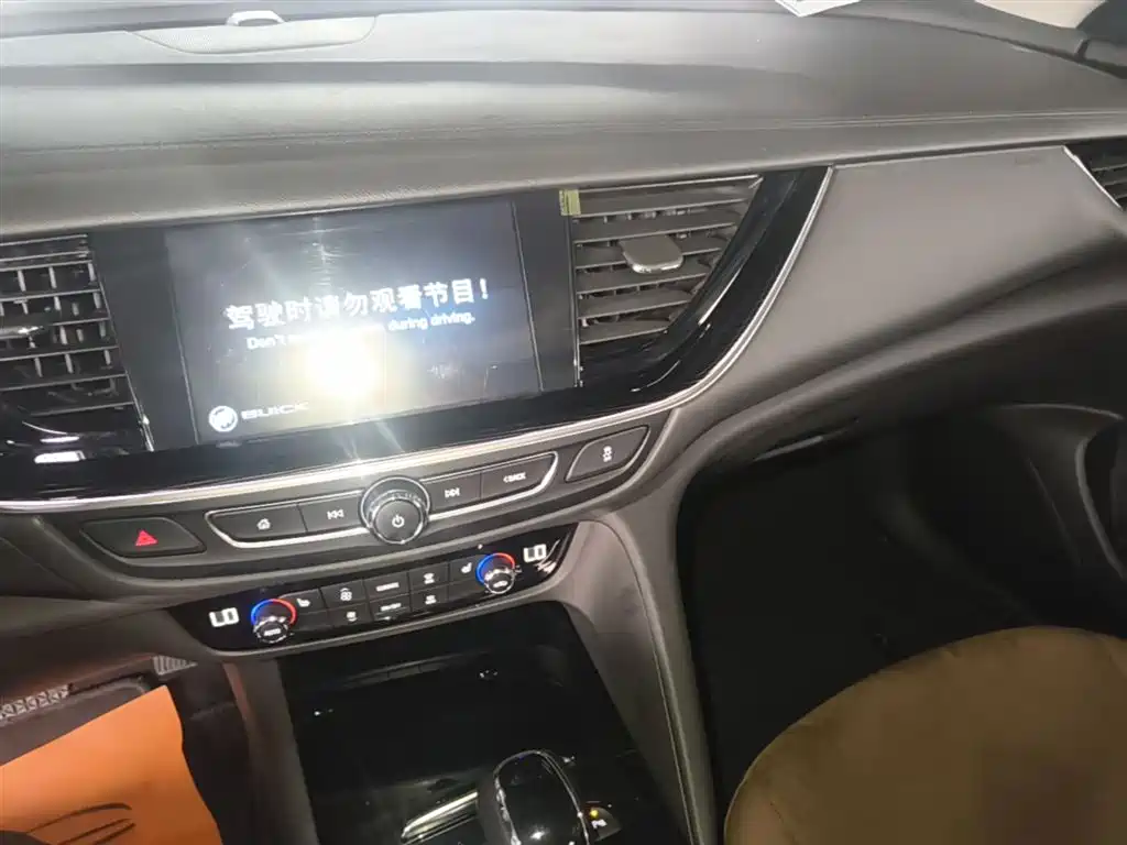 Buick Regal — фото 13
