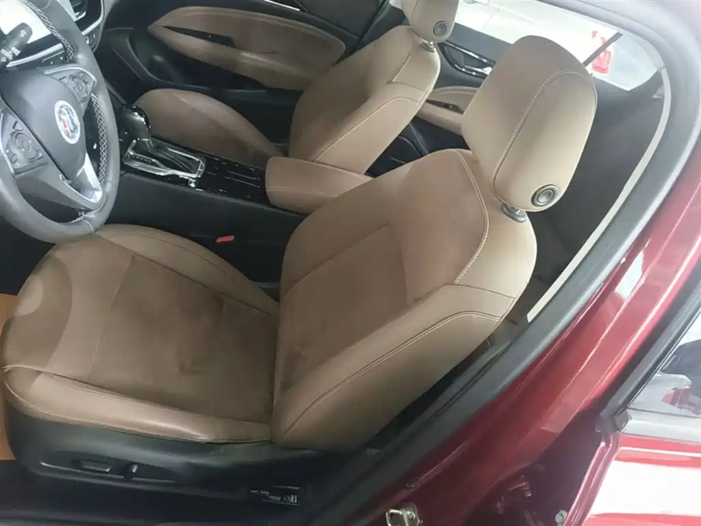 Buick Regal — фото 15