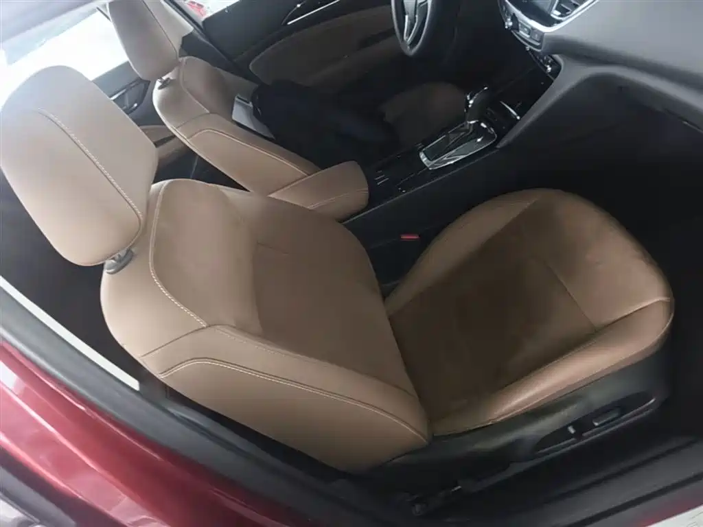 Buick Regal — фото 25
