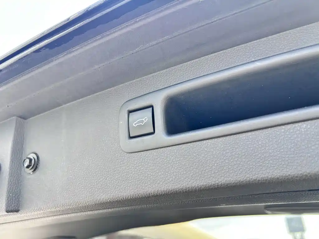 Toyota Highlander — фото 27