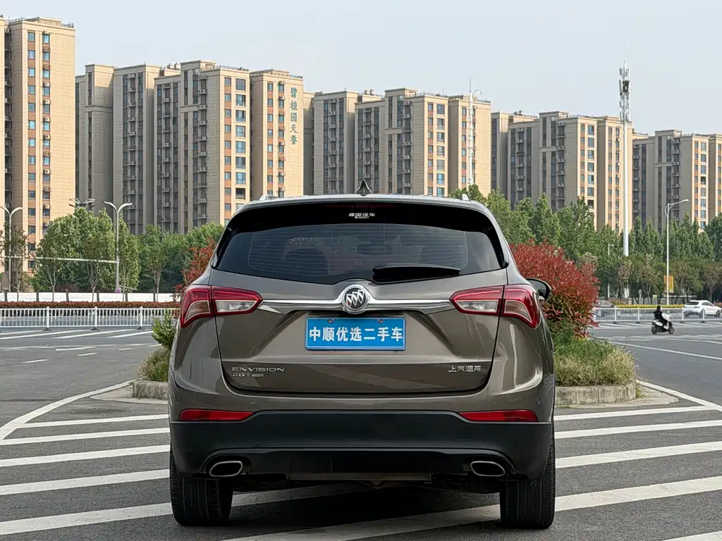 Buick Envision Plus — фото 18