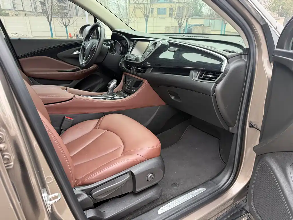 Buick Envision Plus — фото 4