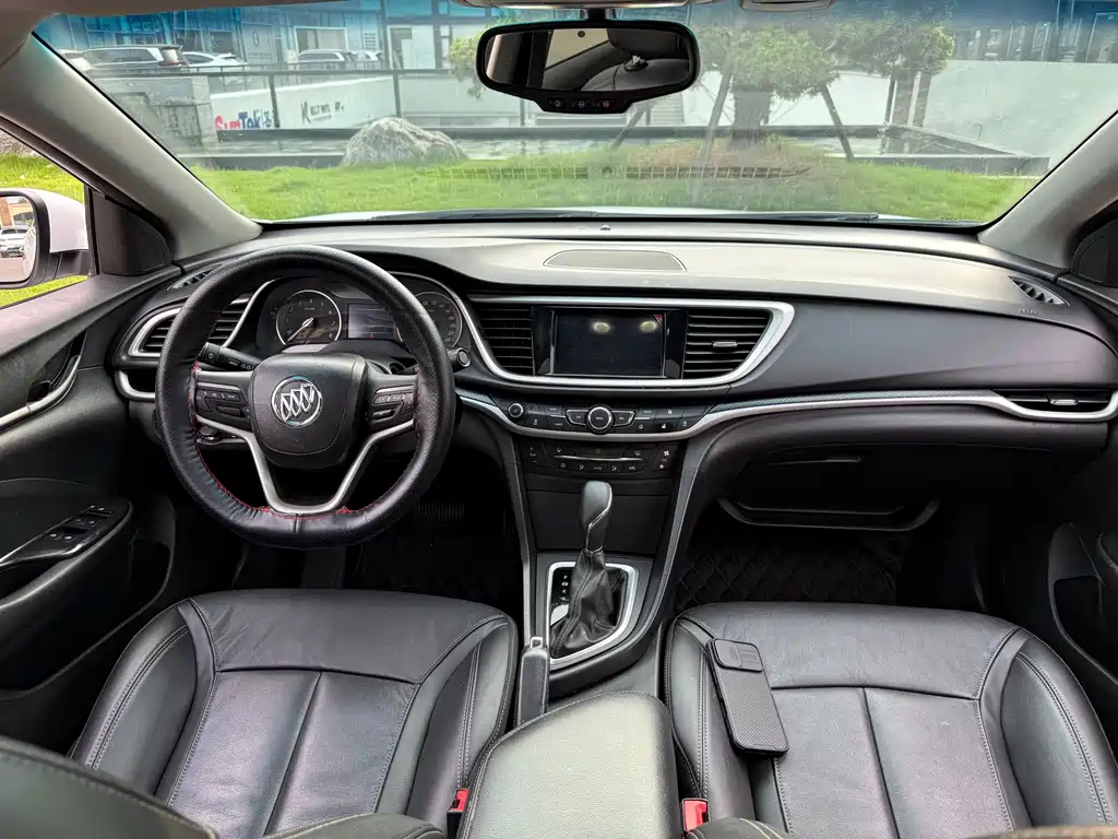 Buick Excelle — фото 15