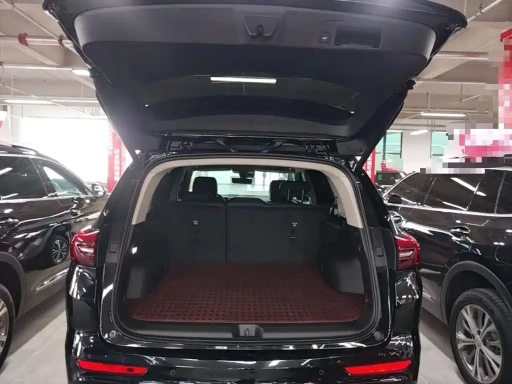 Buick Envision Plus — фото 19