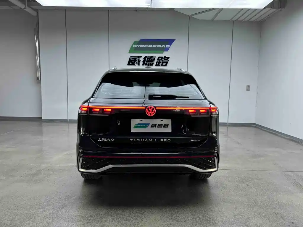 Volkswagen Tiguan L — фото 7