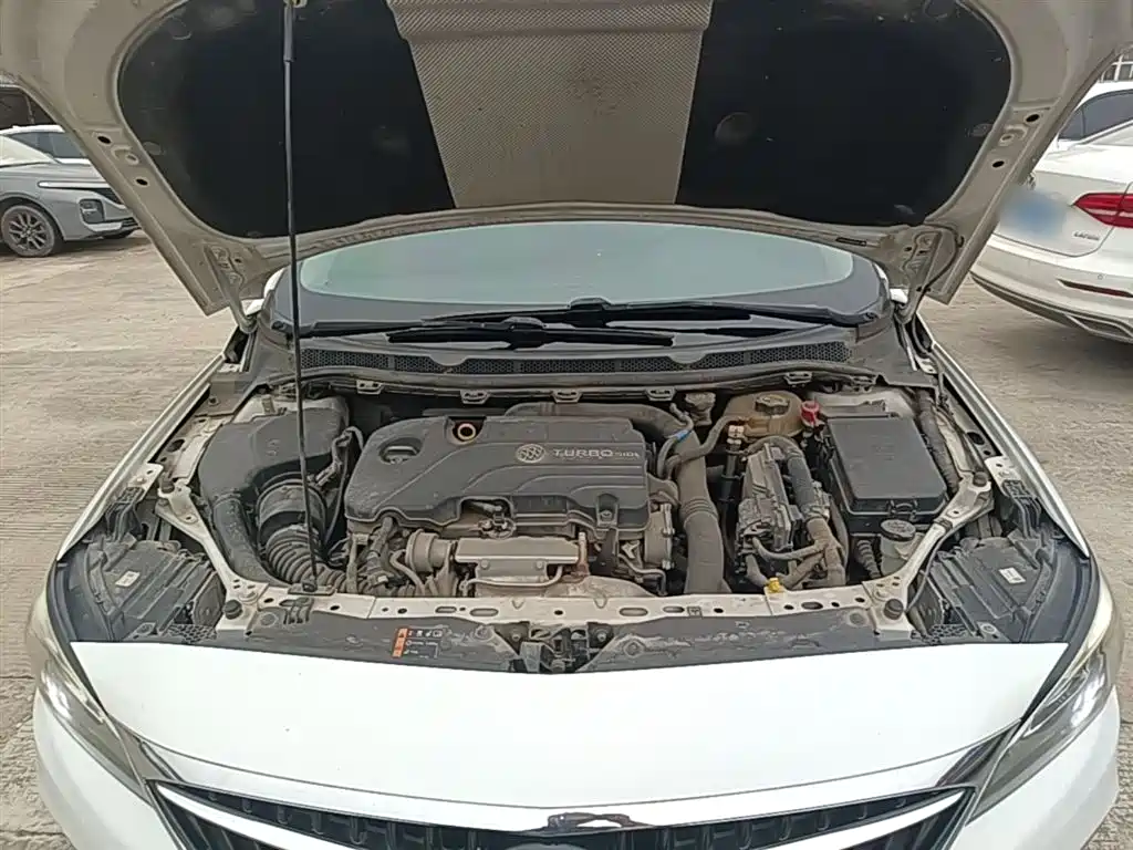 Buick Verano — фото 20