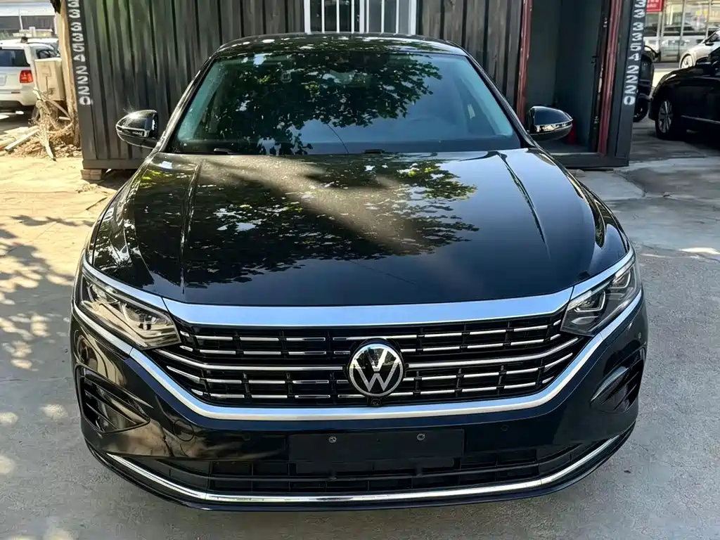 Volkswagen Passat — фото 3