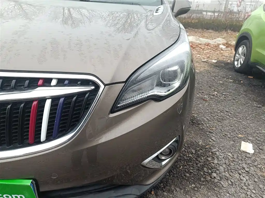 Buick Envision Plus — фото 17