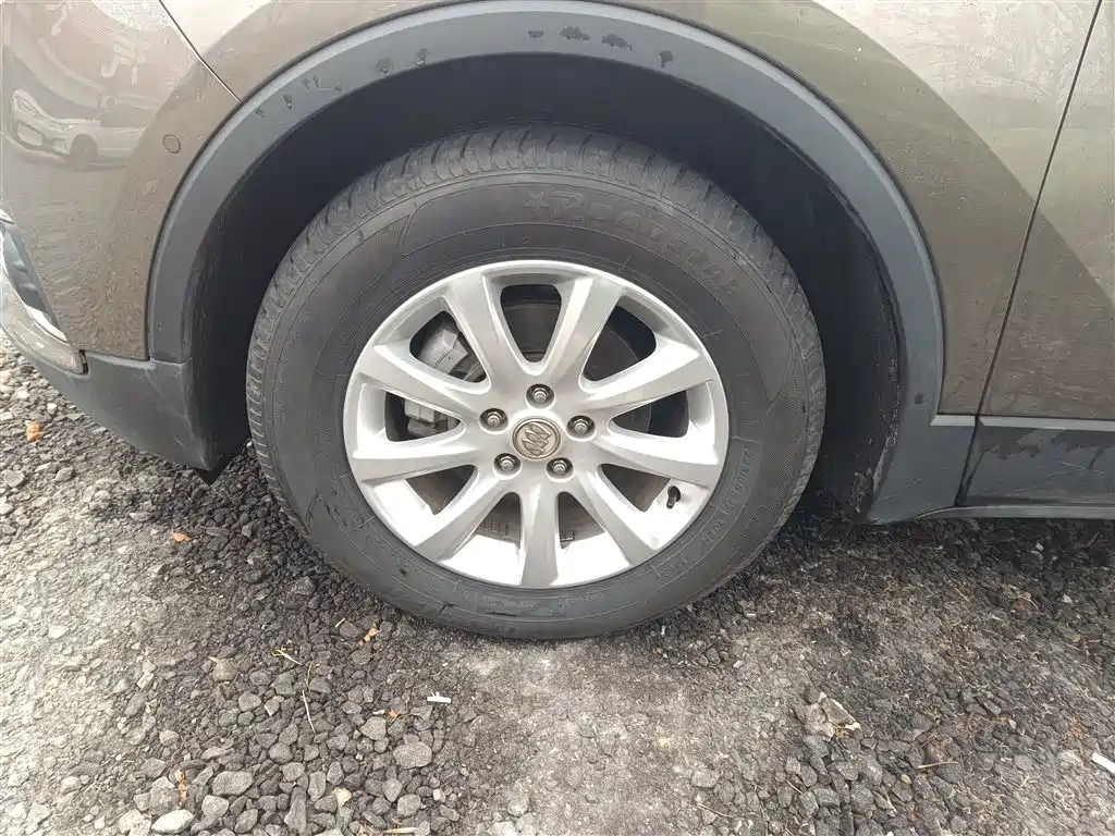 Buick Envision Plus — фото 24