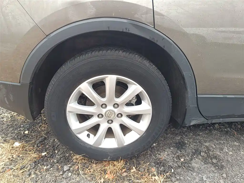 Buick Envision Plus — фото 25