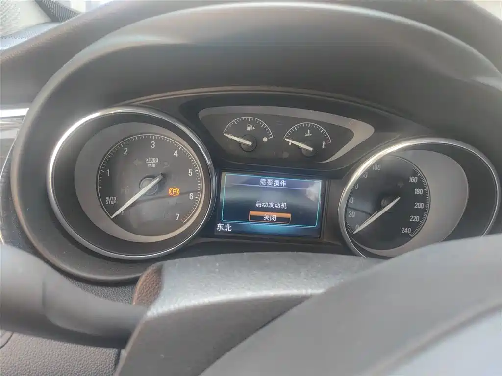 Buick Envision Plus — фото 4