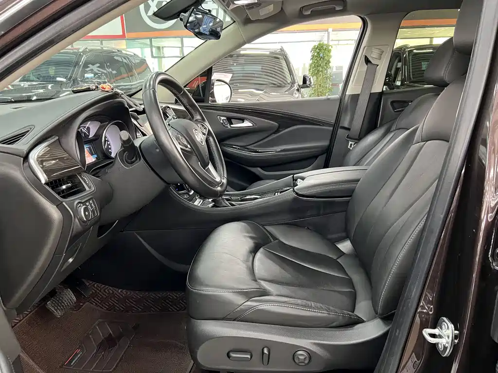 Buick Envision Plus — фото 4