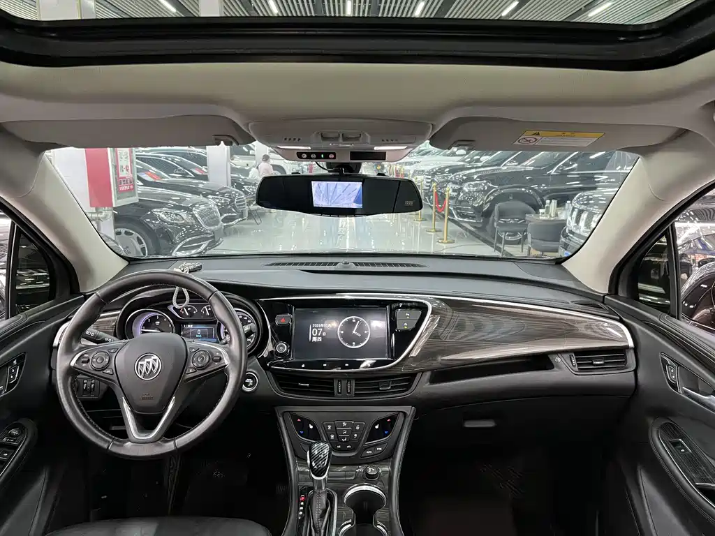 Buick Envision Plus — фото 5