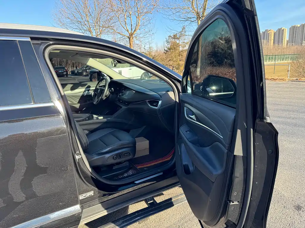 Buick Enclave — фото 15