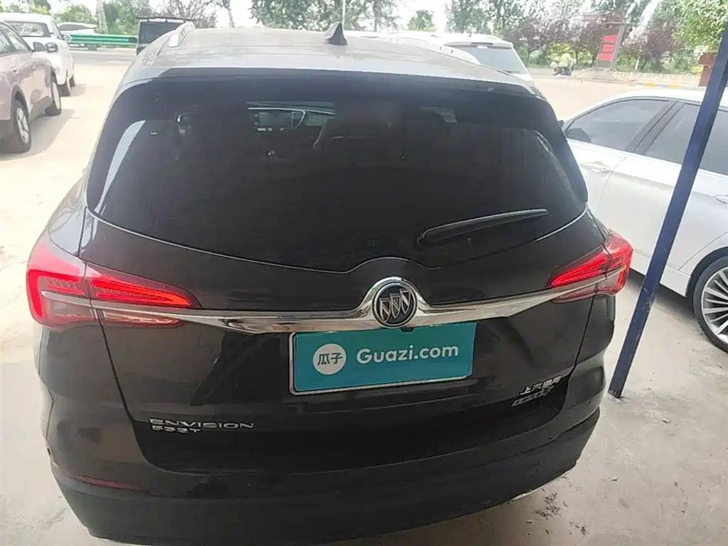 Buick Envision Plus — фото 6