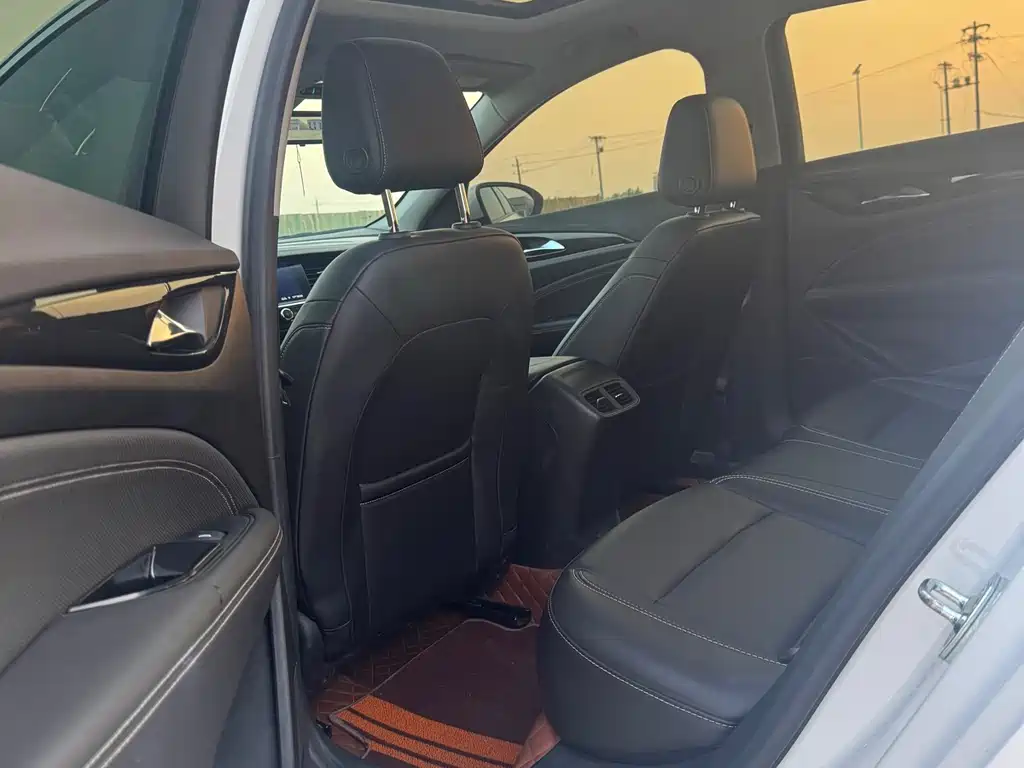 Buick Regal — фото 8
