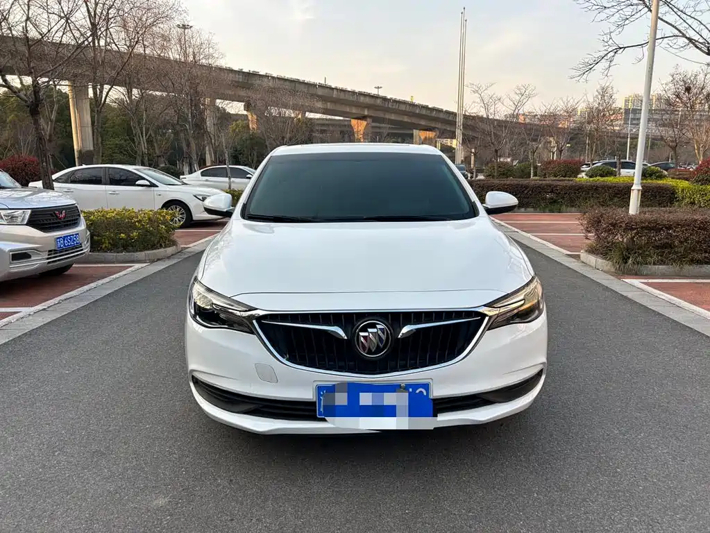 Buick Excelle — фото 2