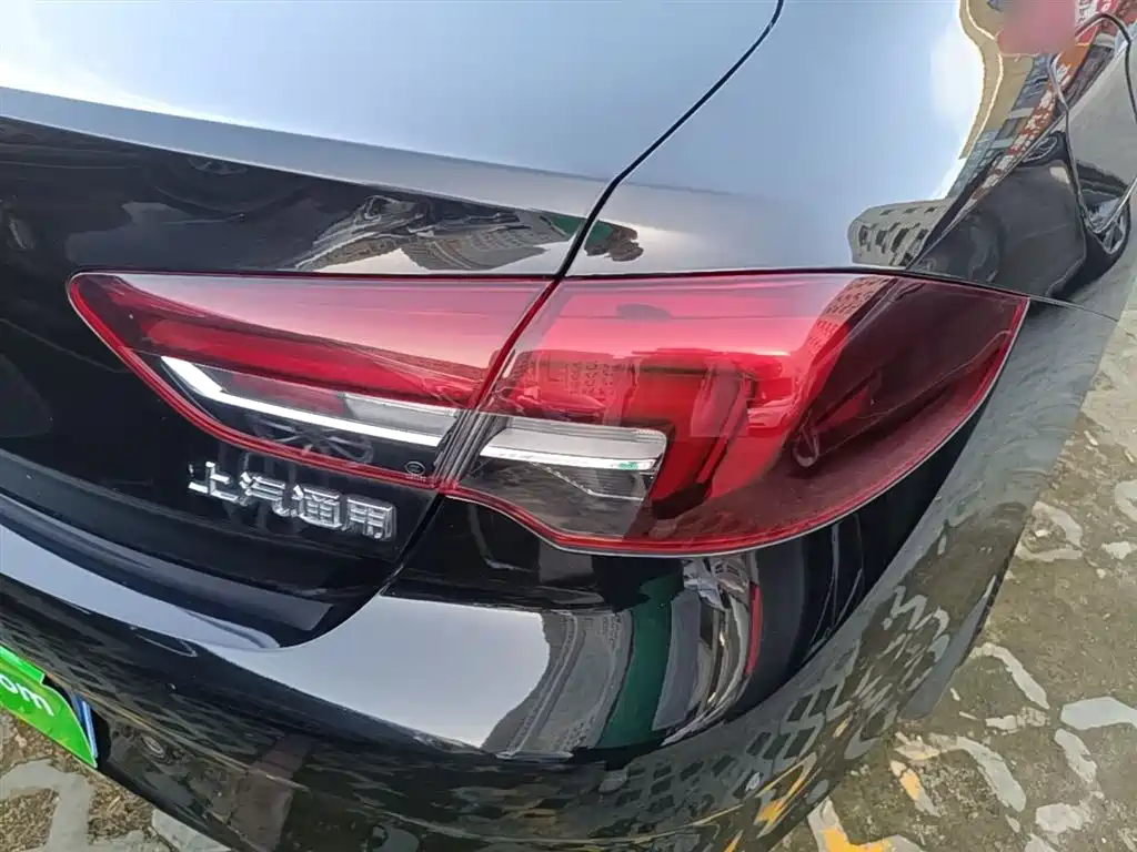 Buick Regal — фото 8