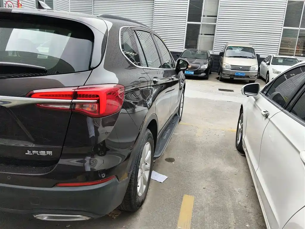 Buick Envision Plus — фото 8