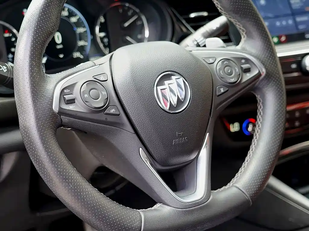 Buick Regal — фото 7