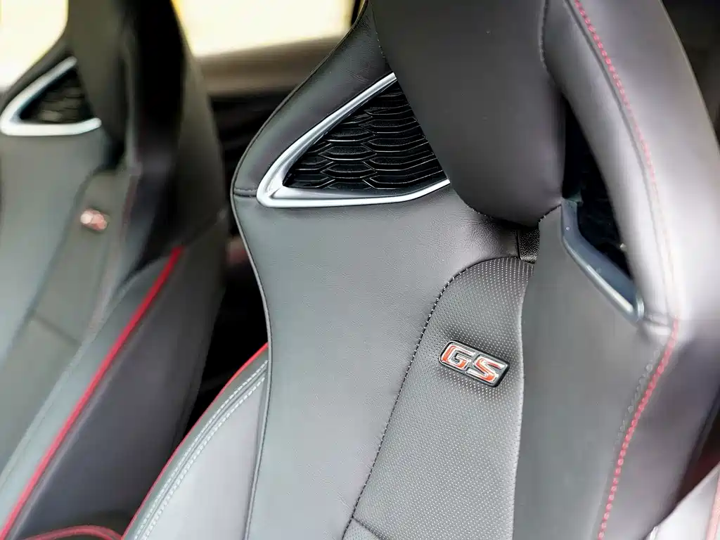 Buick Regal — фото 10