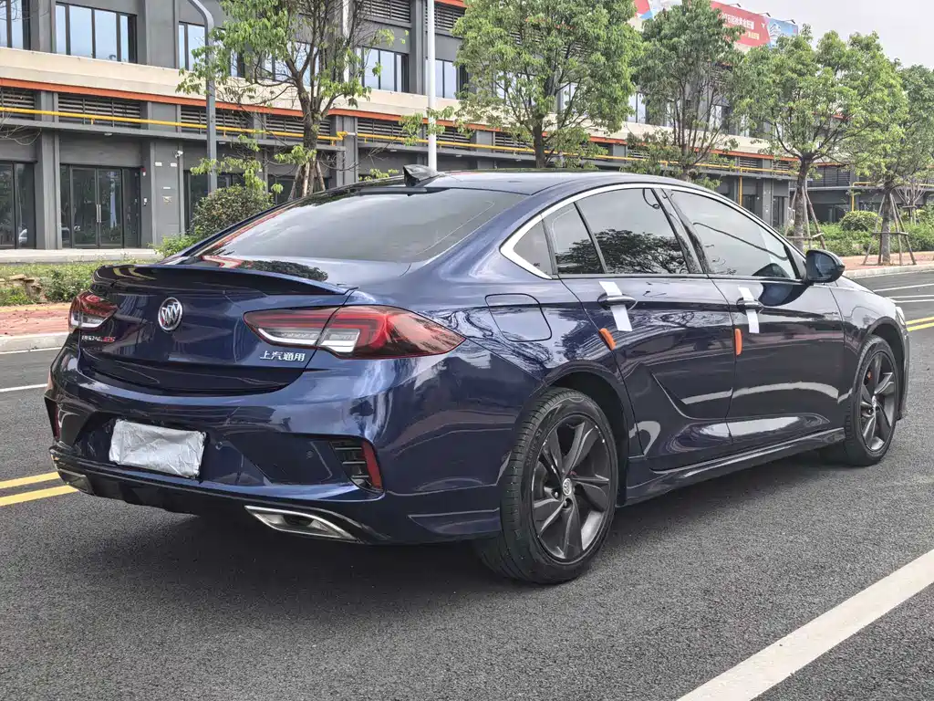 Buick Regal — фото 8