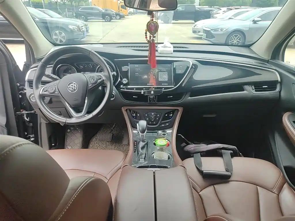 Buick Envision Plus — фото 10