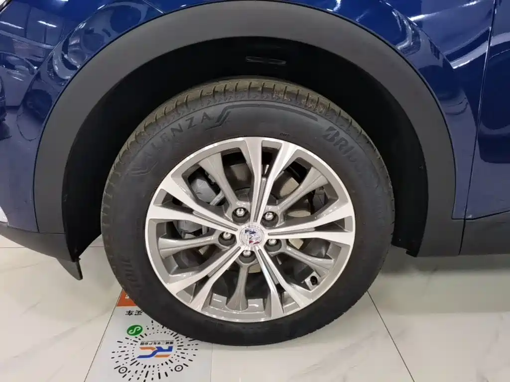 Buick Envision Plus — фото 23