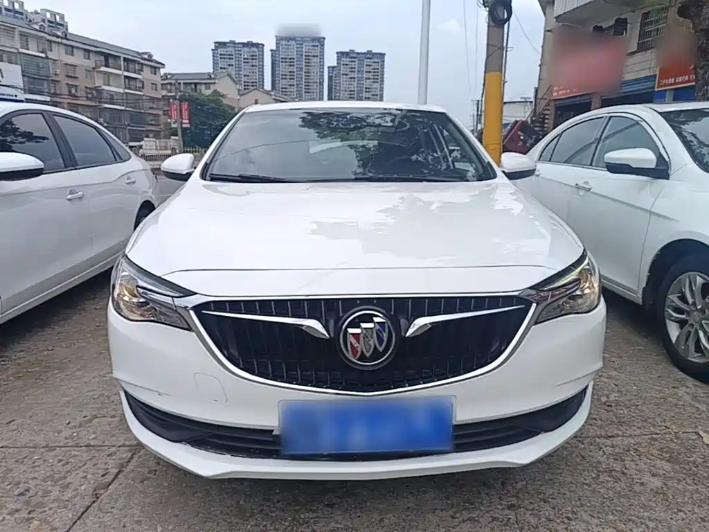 Buick Excelle — фото 3