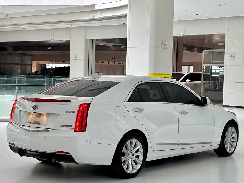 Cadillac ATS-L — фото 7